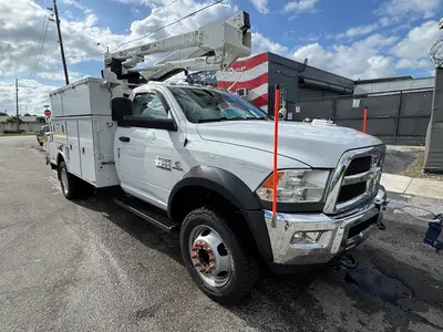 Used 2017 RAM 5500 Bucket (boom) trucks Florida US | Truck and Van Outlet #1509138
