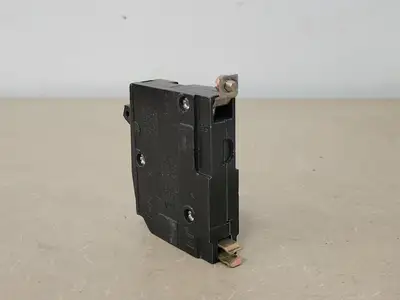USED SQUARE D QOB115