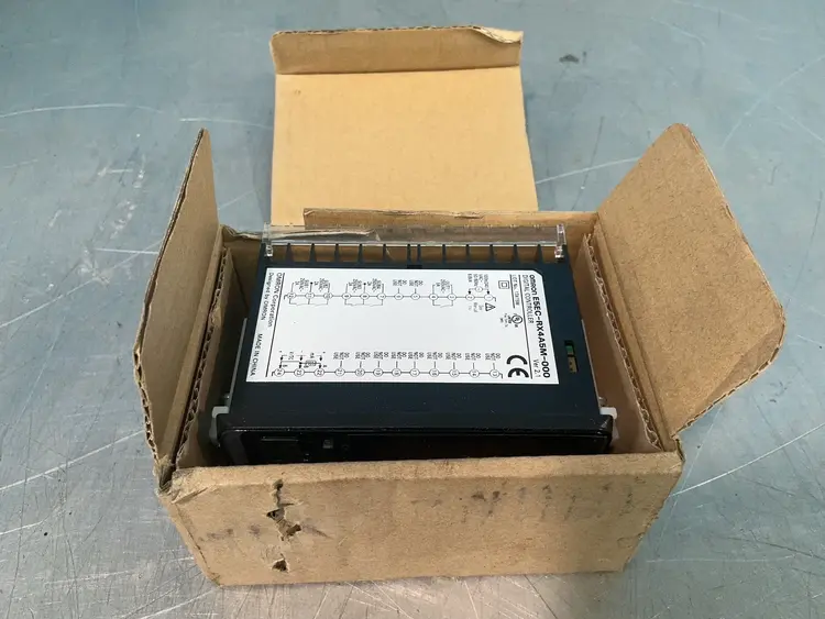 Used OMRON E5ECRX4A5M000 Temperature Controls Ohio US | HGR 24 #1709112