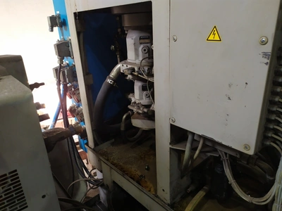 MAPLAN Vertical Rubber Injection Molding Machine, in working condition