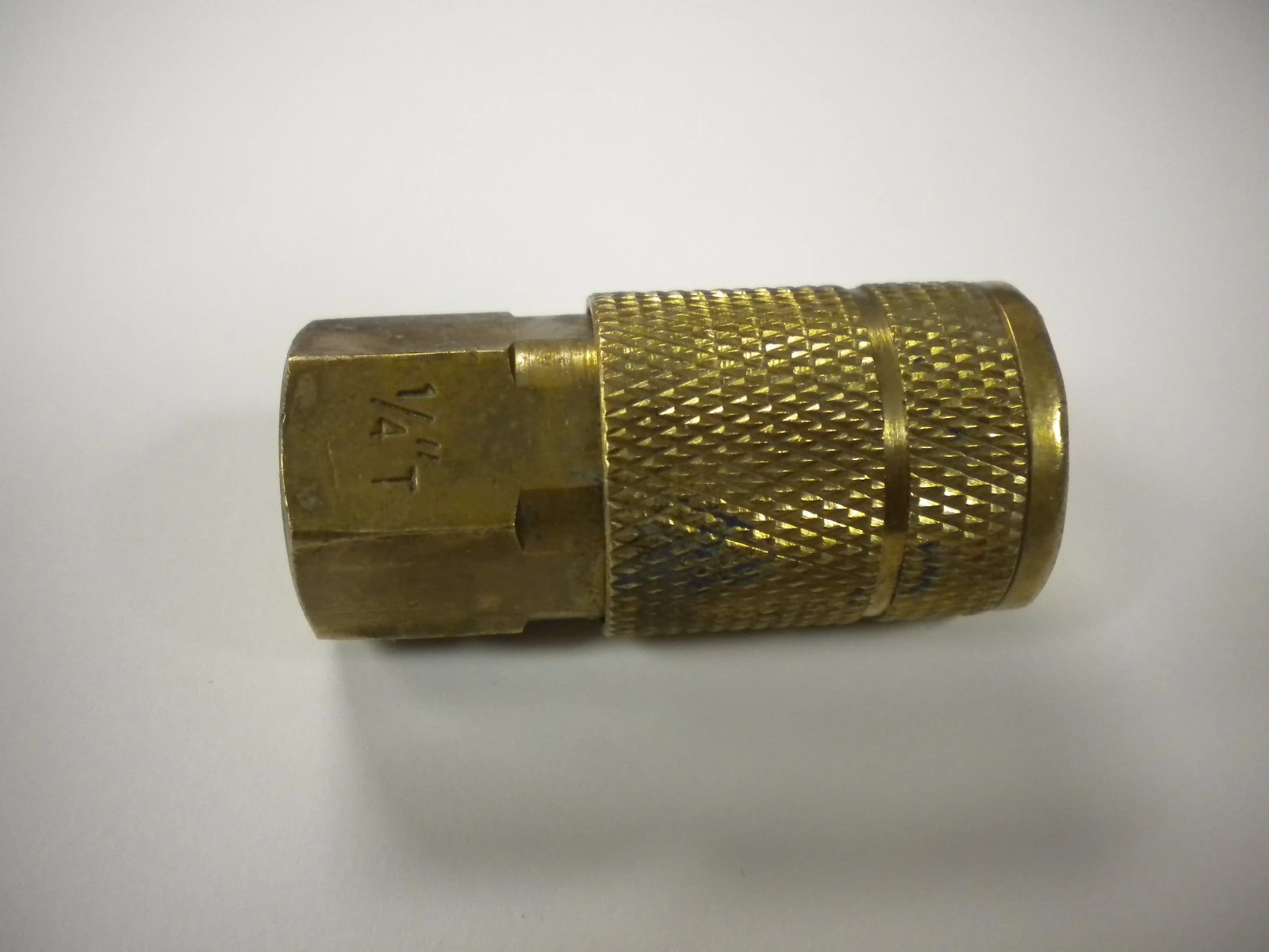 Airline Fittings - 1/4"T  (LOT OF 2)