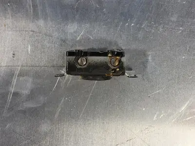 USED HUBBELL 2310