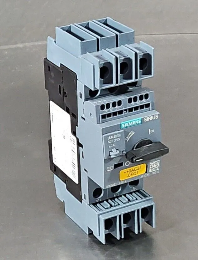 Siemens 3RV2811-1BD10 Circuit Breaker. 4E-21