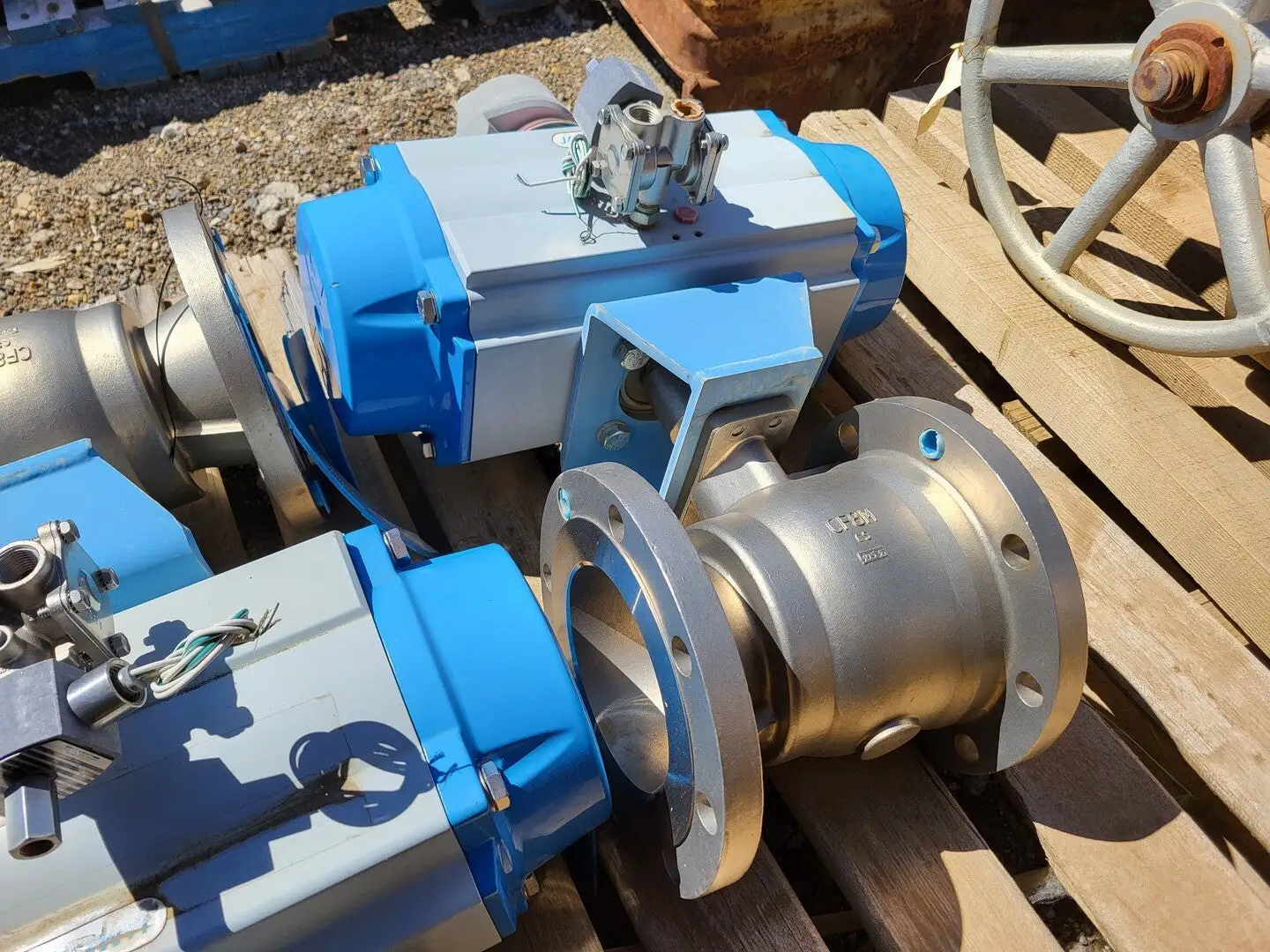 6" CF8M Ball Valve w/ Actuator