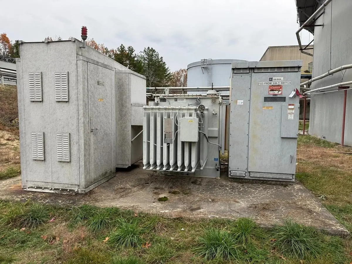 CUTLER HAMMER 2500 kVA HV 13.8kV–600Y/346V Substation Transformer W/ Switchgear
