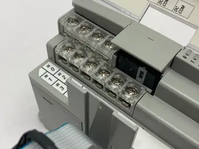 USED ALLEN-BRADLEY SER. A MICROLOGIX 8-POINT SINK/SOURCE INPUT MODULE REV. D