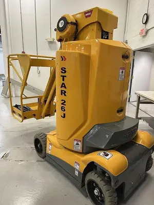 HAULOTTE GROUP VERTICAL MAST AERIAL LIFT MODEL MODEL STAR 26J LESS THAN 100 HOUR