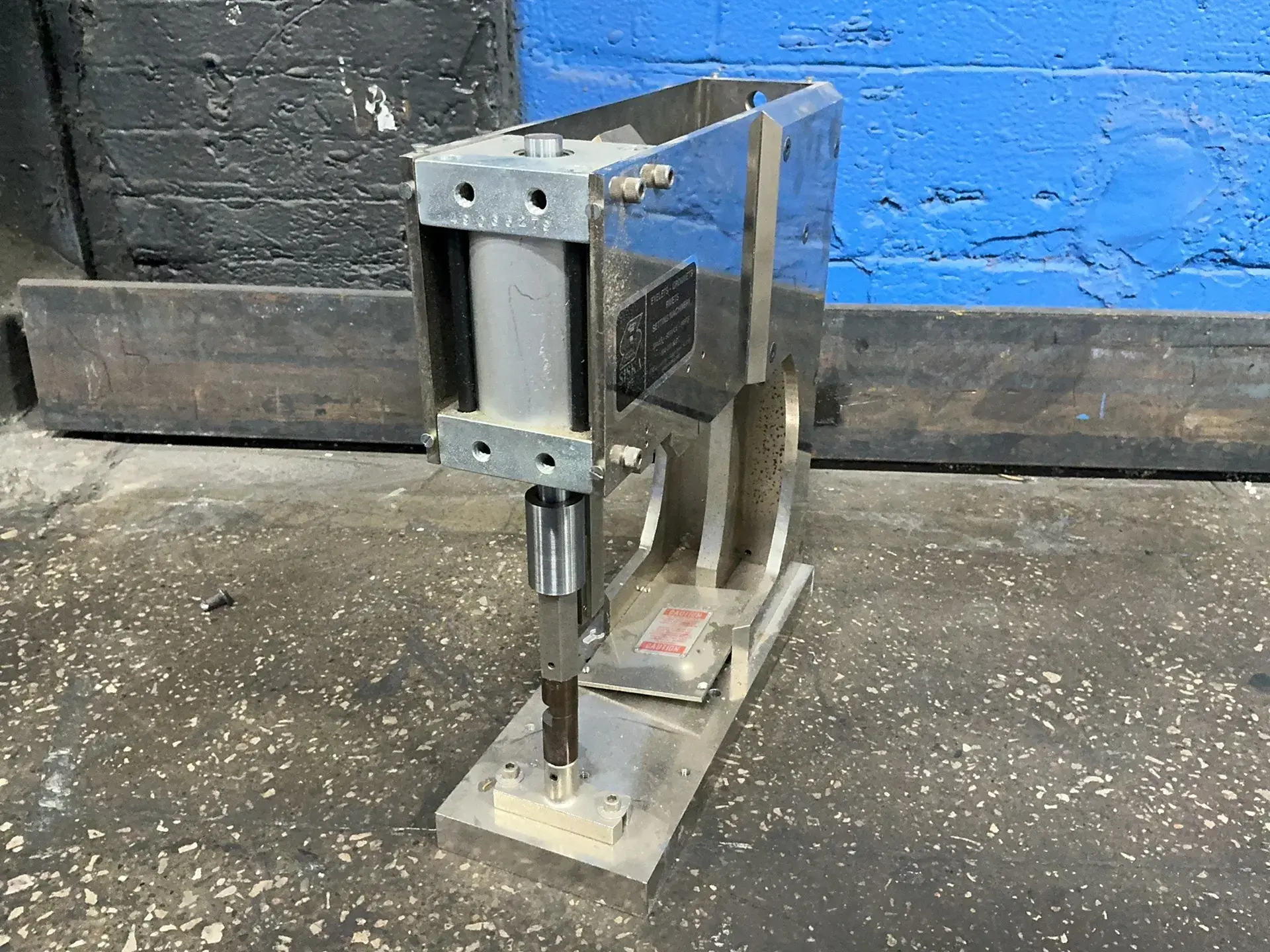 Used STIMPSON _UNKNOWN_ Pneumatic Presses Ohio US | HGR 24 #1311856