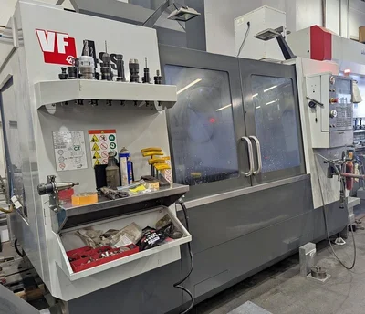 2017 HAAS VF-4SS Vertical Machining Centers | Toolquip, Inc. (2)