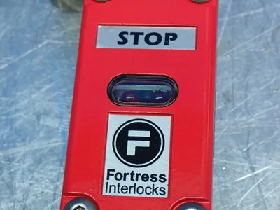 Used FORTRESS INTERLOCKS ATHSTOP024X003 Relays & Switches | HGR 24 #739174