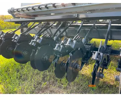 Used CRUSTBUSTER _UNKNOWN_ No-Till Drills Iowa US | Keast Enterprises #1360182