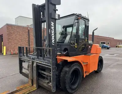 USED 2016 DOOSAN D90S-7