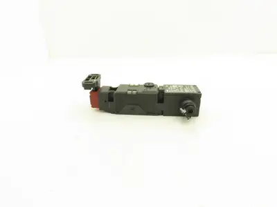 Omron D4GL-2HFA-A Guard Safety-Door Switch Interlock Solenoid Release 24VDC