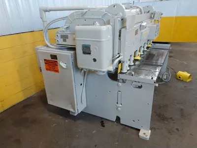 6' X 10 GA CINCINNATI MODEL 1006-R POWER SQUARING SHEAR: STOCK #10613