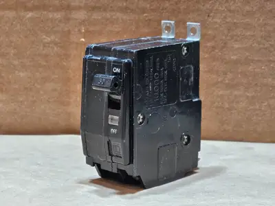 Used SQUARE D QO230 Switchgears British Columbia CA | Lenmark #1438636