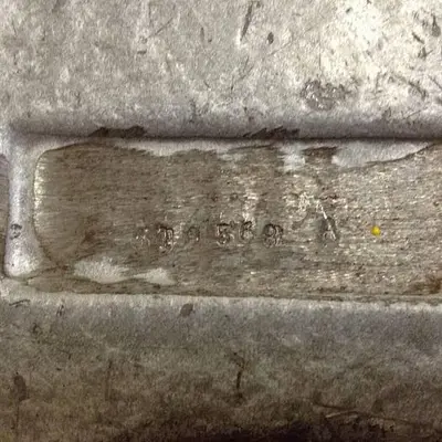 USED METAL FABRICATOR 339 568 A