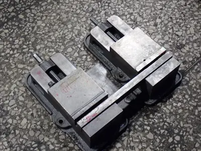 USED KURT D675