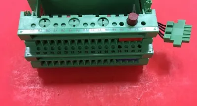 PHOENIX CONTACT IB STTB 24 DI 32/2 Nr 9283103 DIGITAL INPUT BASE 3A