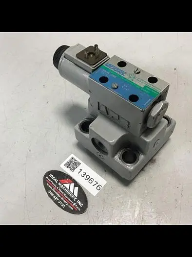 Used VICKERS DG4V-3S-7A-M-U-HL7-60-EN490 Valves/Fittings Michigan US | Ideal Machinery #694661