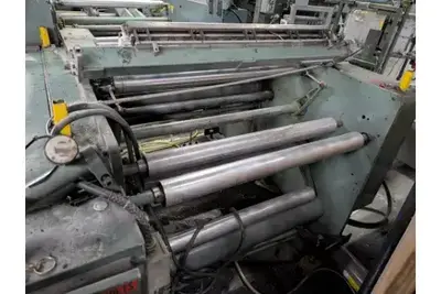 GLOUCESTER 40" 418 Bag Machines, Bottom Seal in Line | Mark One Machinery (3)