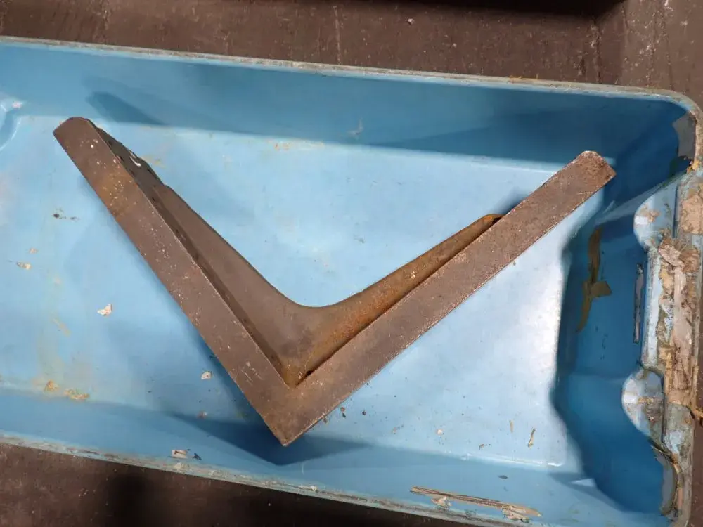 18" X 18" X 7" Right Angle Plate