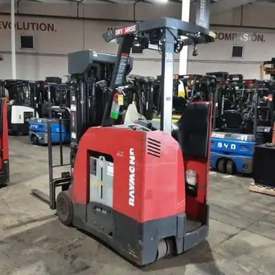 USED 2021 RAYMOND 425-C40QM