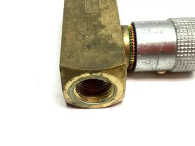 USED PARKER COLORFLOW BRASS IN-LINE FLOW CONTROL VALVE 2000PSI