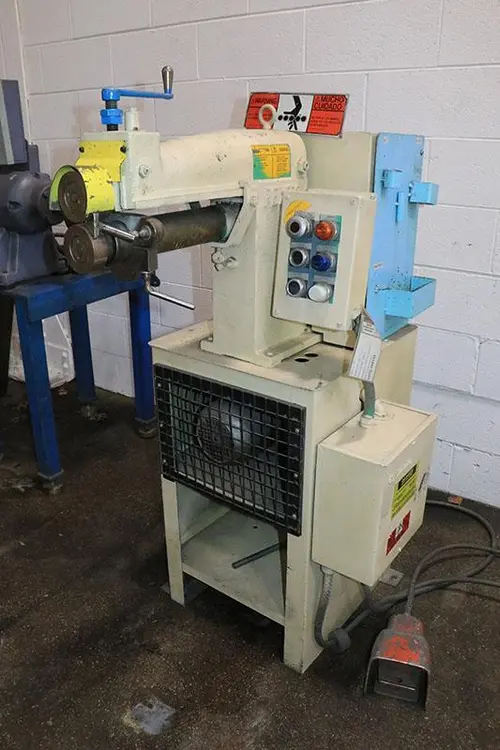 Used ROPER WHITNEY _UNKNOWN_ Trimming, Beading & Flanging Machines New York US | Federal Equipment #205921