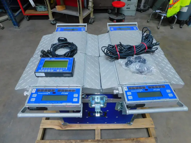 Used _UNKNOWN_ _UNKNOWN_ Platform Scales Texas US | Aucto #1561526