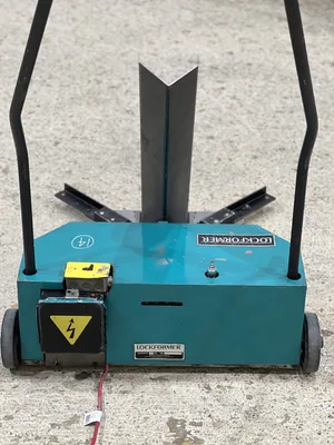 Used _UNKNOWN_ _UNKNOWN_ Corner Formers Maryland US | 1987 Machinery #1409791