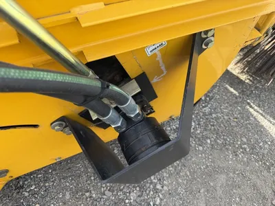 Used 2017 MB SWEEPER Mechanical Sweepers Minnesota US | Carco Truck & Equipment #1513944