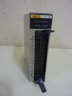 USED OMRON C200H-0D212