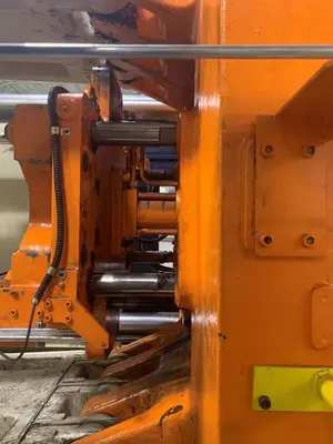 USED 2013 UBE UZ1000
