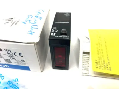 E3JM-10L-NN | Omron  Through-Beam Photoelectric Switch Sending Unit 24-240VAC - New Other