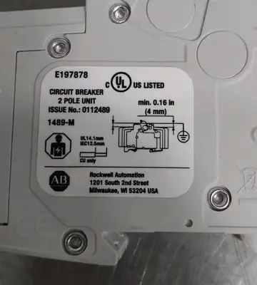 Allen-Bradley 1489-M2D030 Ser D Circuit Breaker Loc4E4
