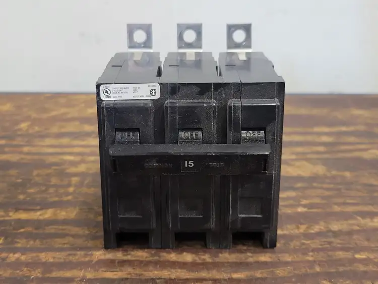 Used EATON BAB3015H Switchgears British Columbia CA | Lenmark #238475