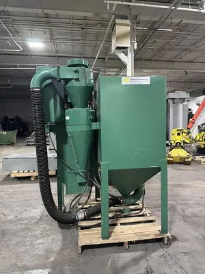 USED ABRASIVE BLAST SYSTEMS SAND BLAST CABINET