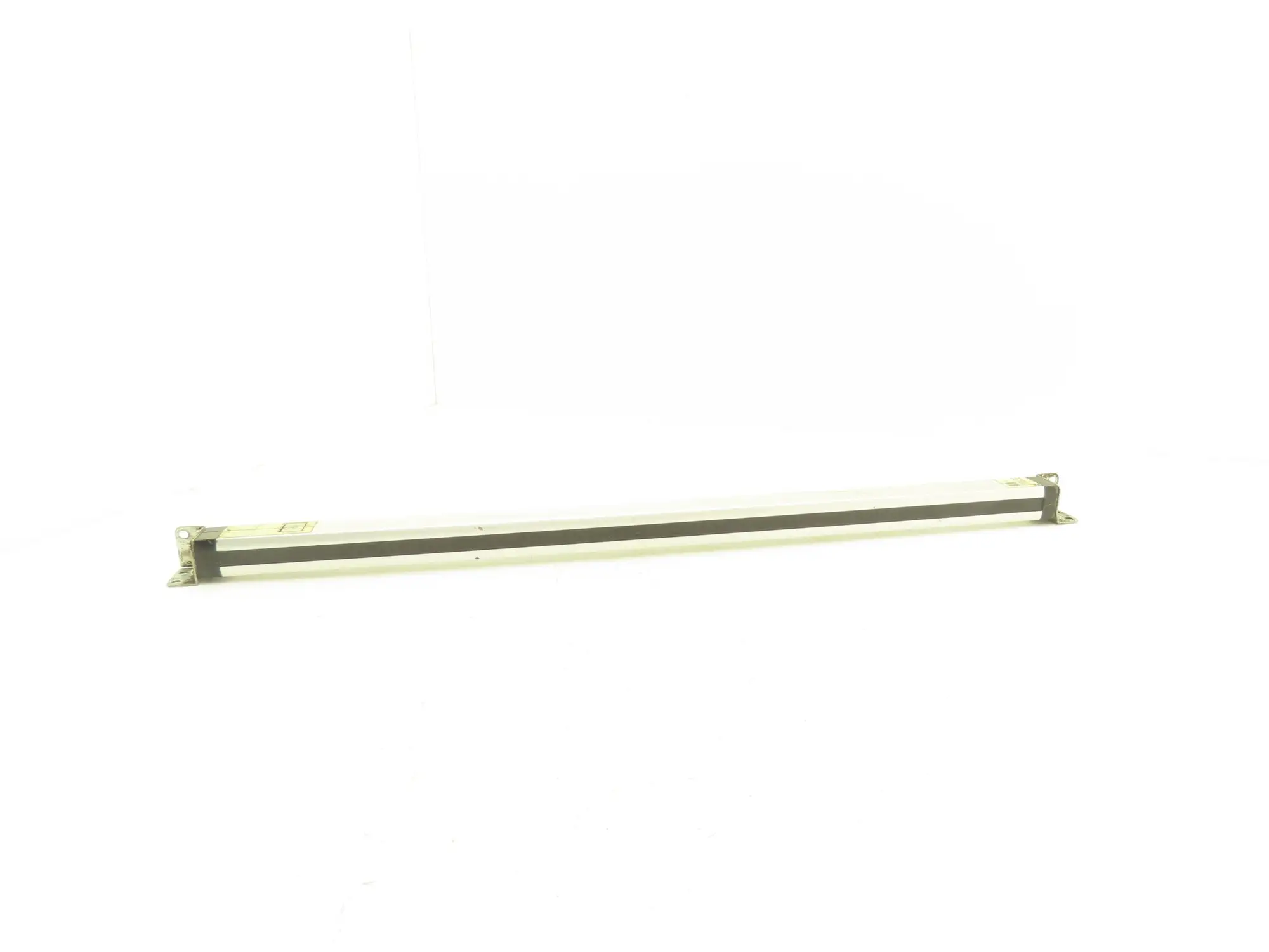 Omron F3W-C164-L Line Sensor 12-24VDC 64CM Sensor 28 1/2" Overall Length