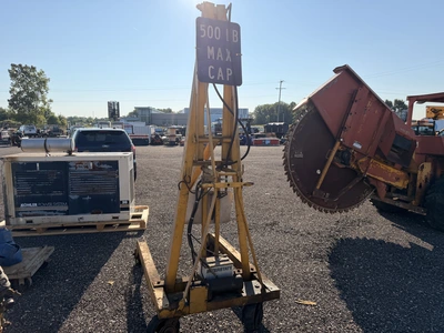 Used 500LB ENGINE LIFT Automotive Lifters Michigan US | Miedema Asset Management Group #1410886