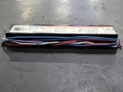 USED UNIVERSAL LIGHTING B232I277RH-A