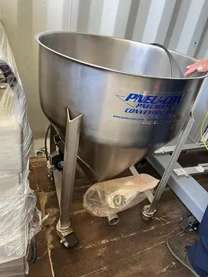 USED PNEU-CON PNEUMATIC CONVEYING, INC. SC-2000PR3C-TE-VS-SS