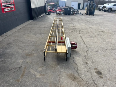 Snowco 20ft Hay Elevator Hay Elevator | County Equipment Company LLC (3)