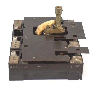 NEW WESTINGHOUSE 602J046G06 BREAKER ASSEMBLY E37822