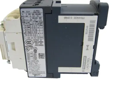 NEW SCHNEIDER ELECTRIC LC1D186BL CONTACTOR
