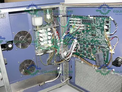 USED BD FACSCANTO FLOW CYTOMETER W/ FLUIDICS STATION CART & SOFTWARE  MFG: 2005