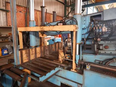 USED DOALL 1000 X 660 MM CNC