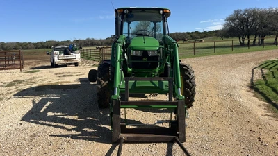 USED 2024 Deere 5075E