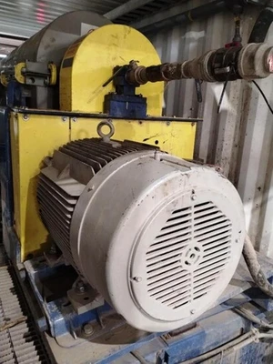 Elgin ClearWave 40 containerized dewatering system.