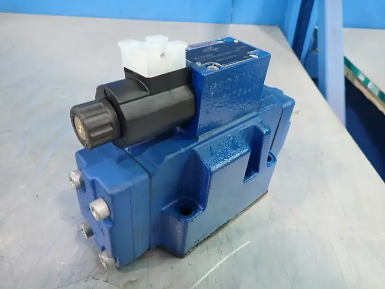 Used REXROTH 4WEH 16 D72/6HG24N9ETK4/B1 Valves/Fittings | HGR 24 #732652