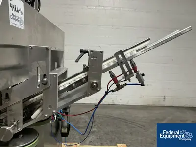 USED Inline Filling Systems Inline Filling Systems Capper, Model Computorque Inline Capper